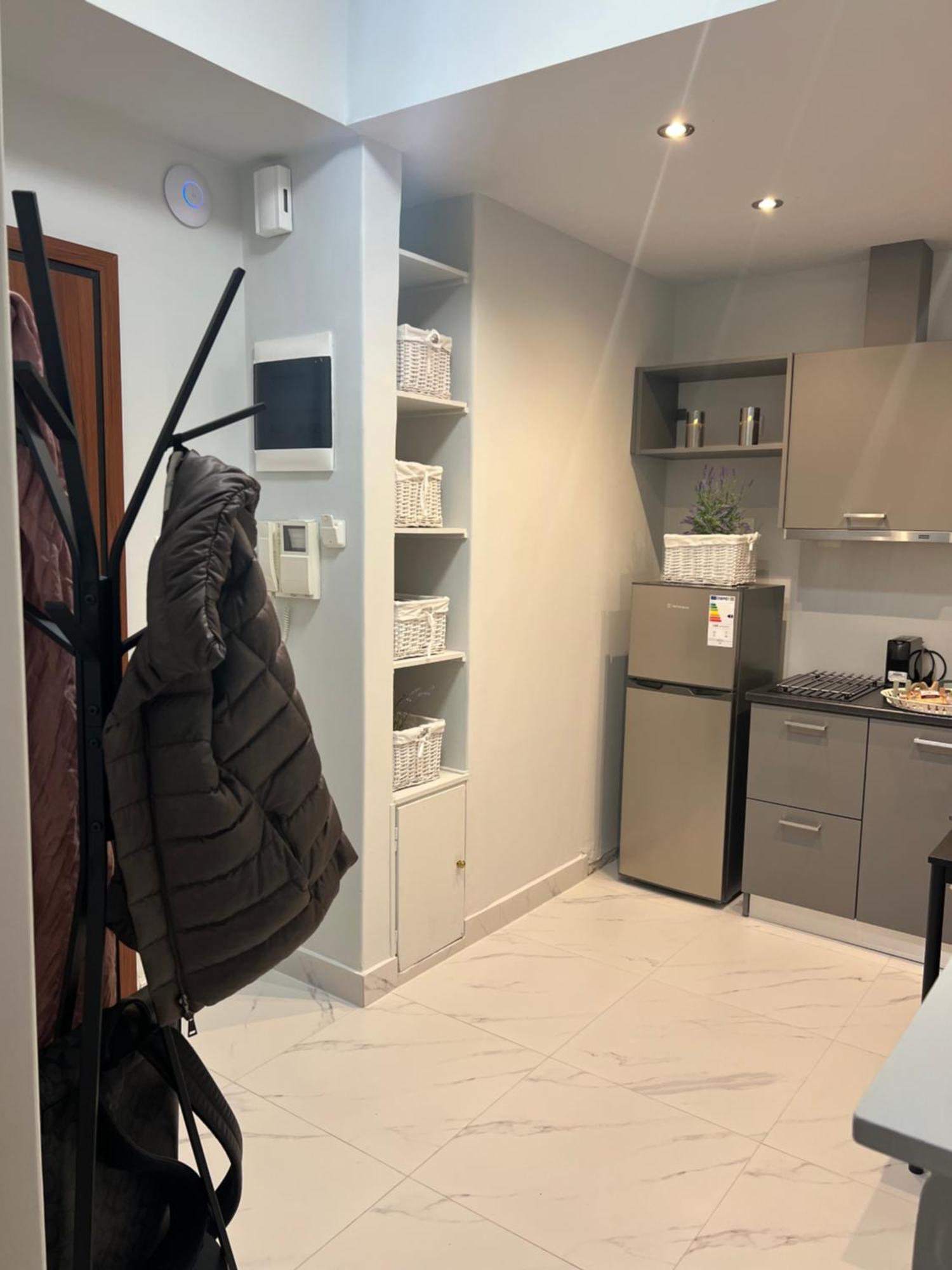Living Near Acropolis By Sylvia Staikou 2Nd & 3D Floor Apartment Athens Ngoại thất bức ảnh